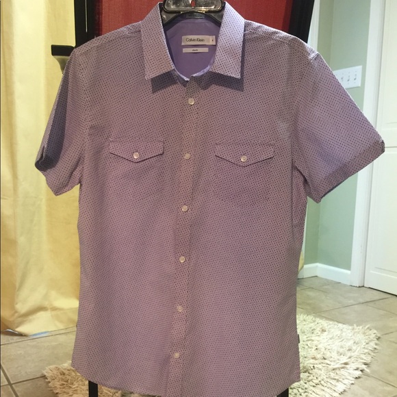 Calvin Klein Men’s short sleeve Dress Shirt. - Picture 2 of 5